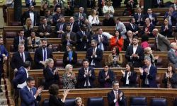 البرلمان الإسباني يصادق على قانون يحظر تجارة الأسلحة مع إسرائيل